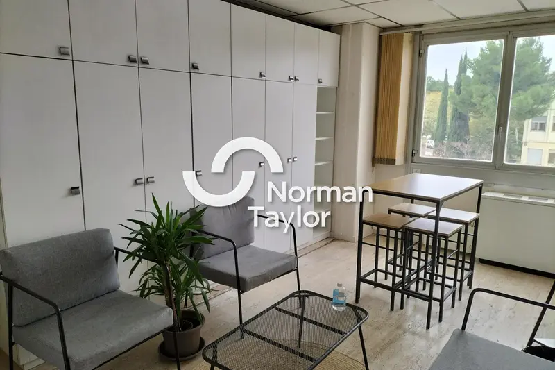 Bureaux à louer 100 m² non divisibles  Béziers 