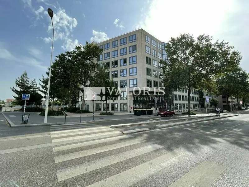 A louer Bureaux 1986.36m² Lyon 03
