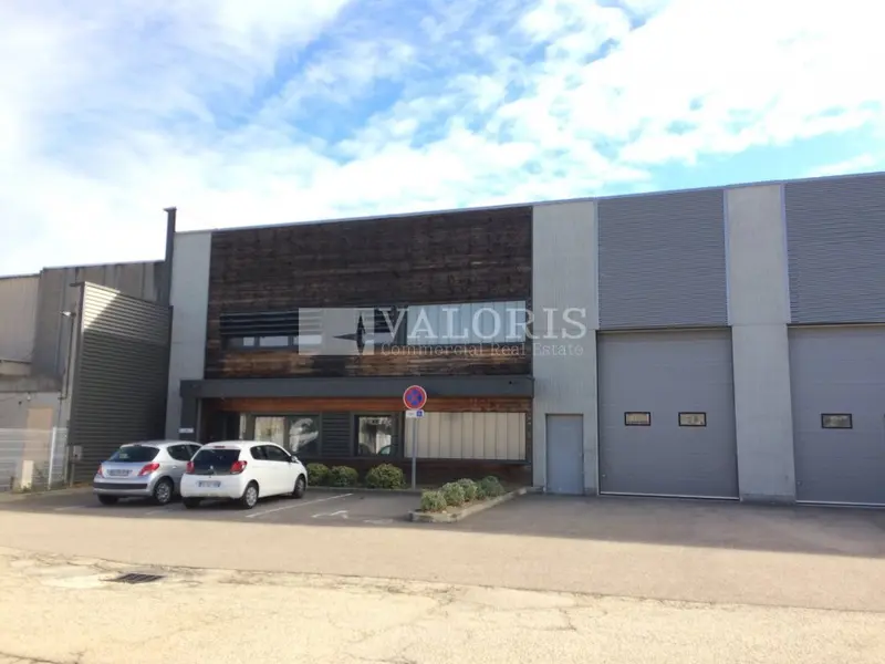 A louer Locaux d'activité 656m² Oullins