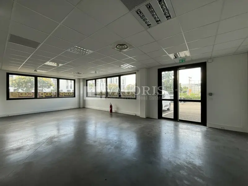 A louer Locaux d'activité 171m² Lyon 07