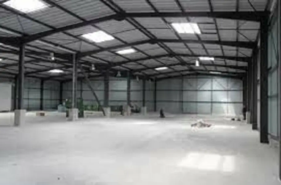 A LOUER - LOCAL D'ACTIVITE - MILIZAC