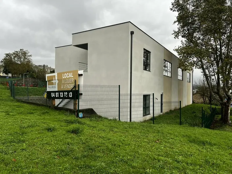 A louer Locaux d'activité 288m² Chasse-sur-Rhône