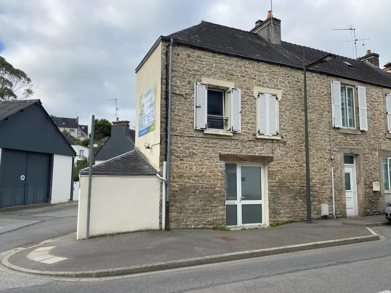 BUREAUX RENOVES & VISIBILITE