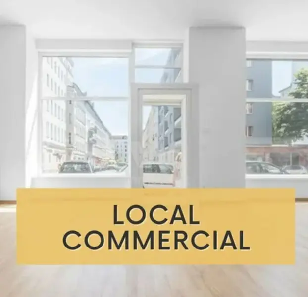  A LOUER - LOCAL COMMERCIAL - 131 m² - VITRE