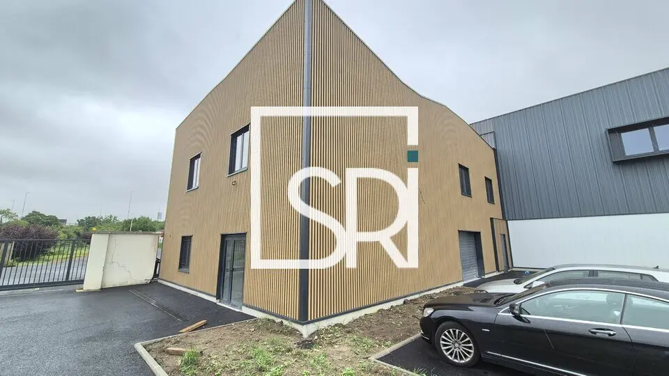 A louer Entrepôt 322m² Clermont-Ferrand