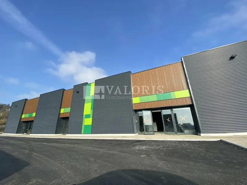 A vendre Local commercial  1024m² Anse