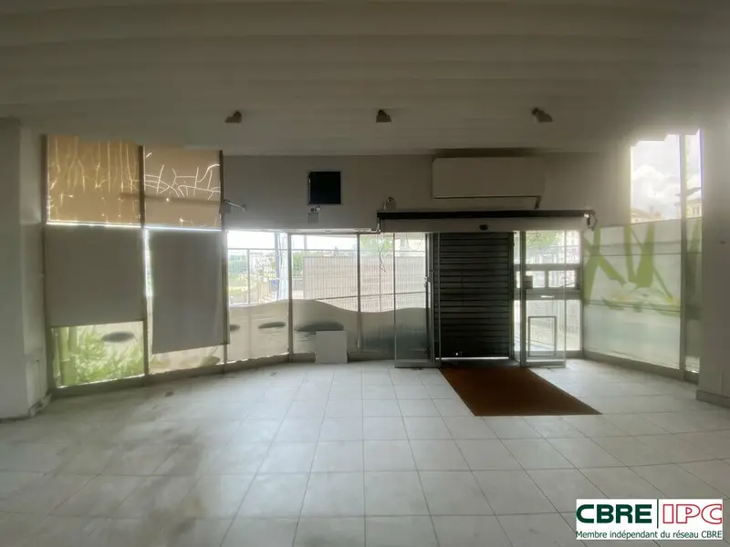 VENTE - COMMERCE - REF : 7956YA