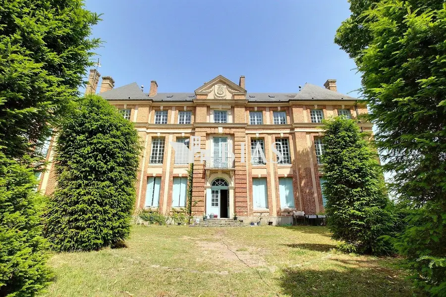 Maison dans un environnement de charme