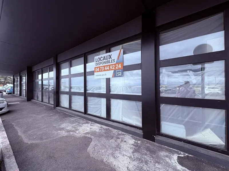 EMPLACEMENT n°1   LOCAL COMMERCIAL ou BUREAUX - 63370 LEMPDES 