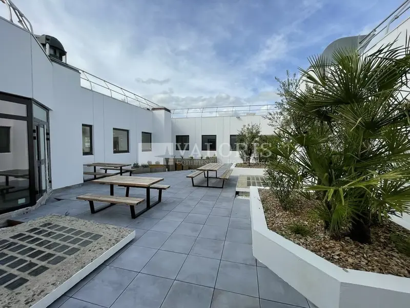 A louer Bureaux 2263m² Limonest