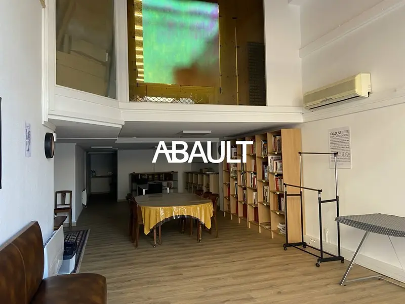A vendre Local commercial  167m² Toulouse