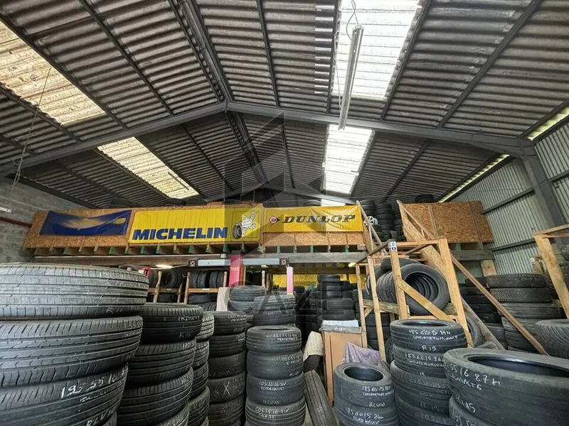 LOCAL D'ACTIVITE A VENDRE