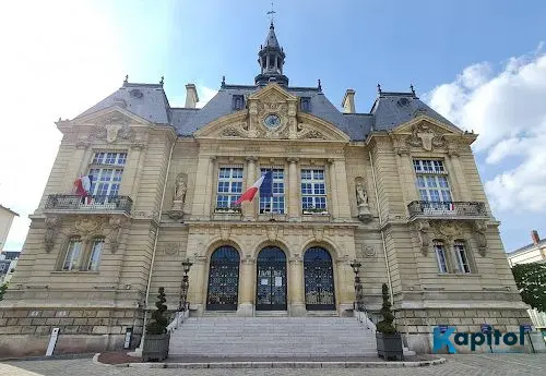 Suresnes (92) - Emplacement N°1 - Local 45 m2