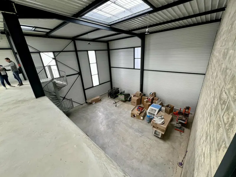 A louer Locaux d'activité 247m² Longperrier