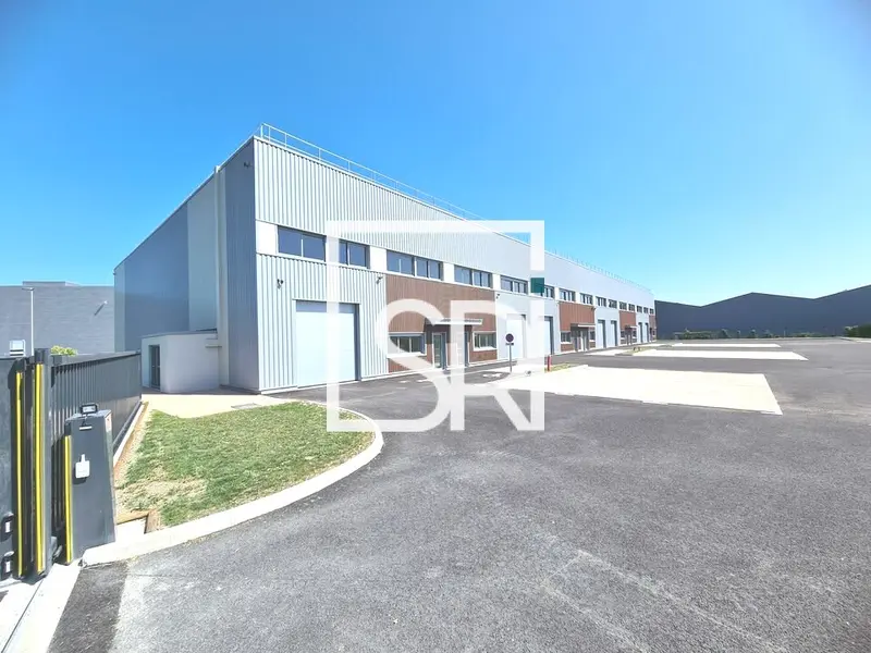 A louer Entrepôt 395m² Cournon-d'Auvergne