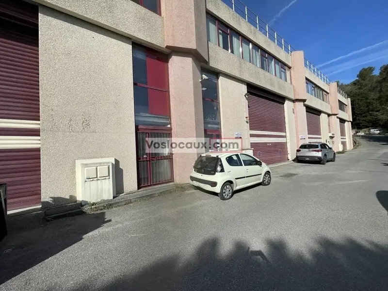 A louer Locaux d'activité 1480m² Vallauris