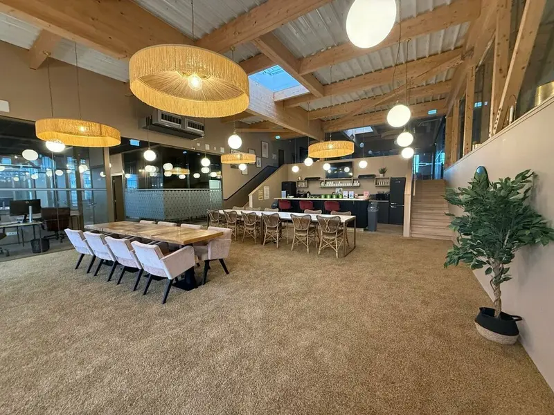 A louer Bureaux 826m² Isneauville A louer Bureaux 826m² Isneauville