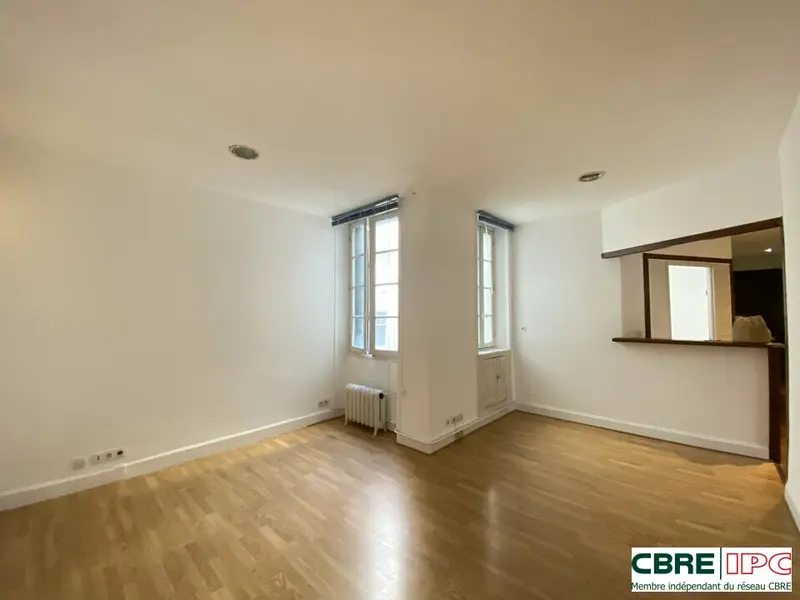 LOCATION - REF : 8020FD LOCATION - REF : 8020FD