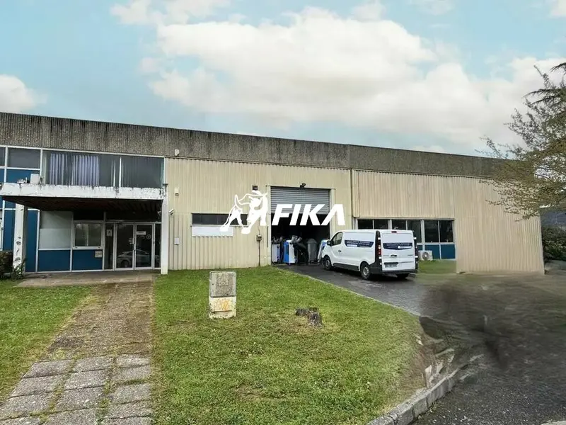 A LOUER LOCAL D'ACTIVITE 490 m² - (31100) TOULOUSE