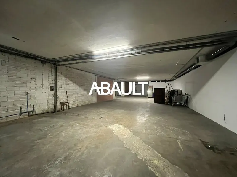 A LOUER ESPACE STOCKAGE PROCHE HYPERCENTRE TOULOUSE A LOUER ESPACE STOCKAGE PROCHE HYPERCENTRE TOULOUSE