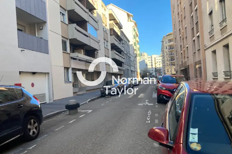 A vendre Fonds de commerce 80m² Lyon 07