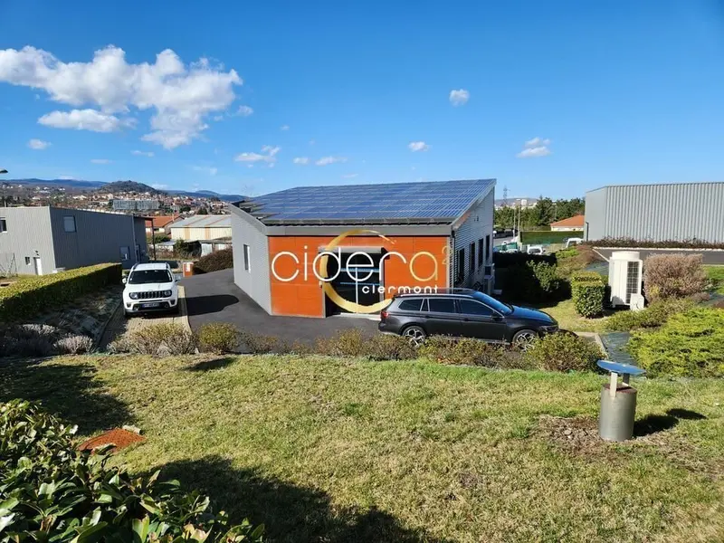 A louer Bureaux 90m² Romagnat