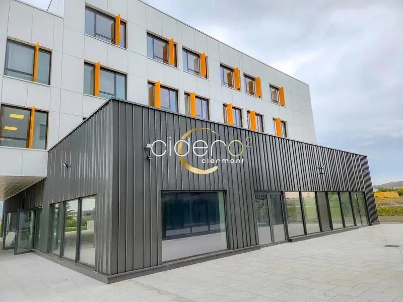 A louer Local commercial  283.15m² Clermont-Ferrand