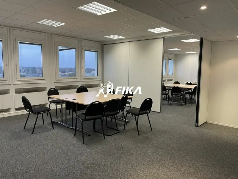 A LOUER - BUREAUX 290 m² - (31100) TOULOUSE