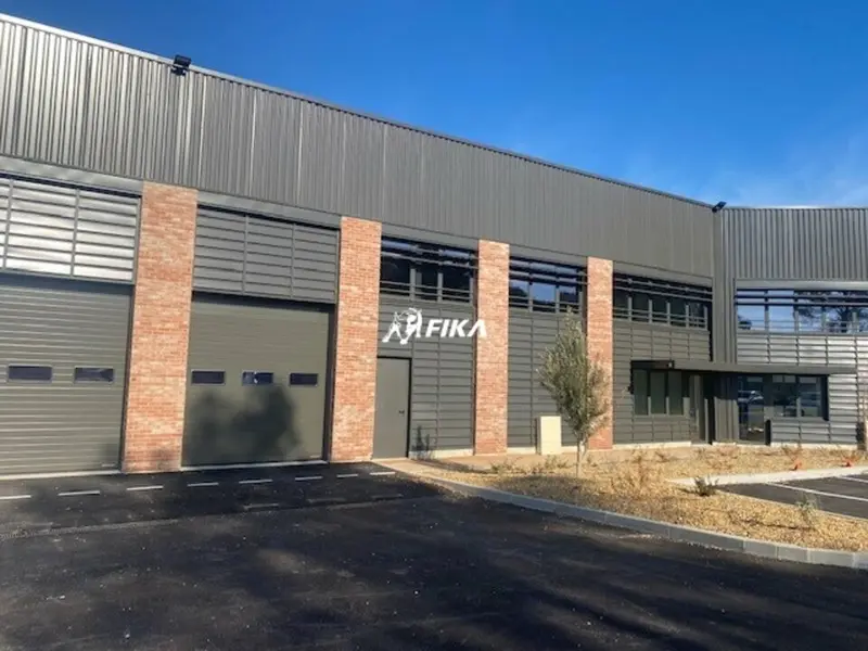 A VENDRE LOCAL D'ACTIVITÉ 950m² - (31820) PIBRAC