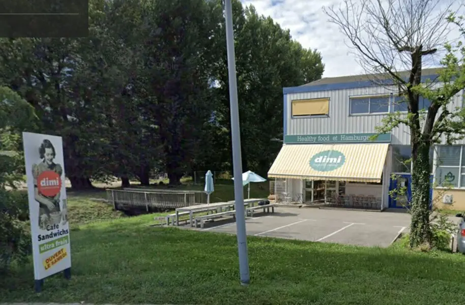 A vendre Local commercial  90m² Fontanil-Cornillon