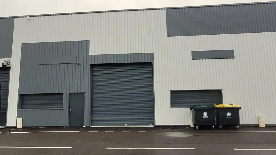 A louer Locaux d'activité 375m² Canteleu