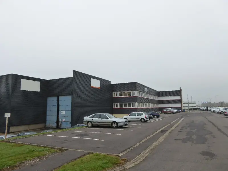 A louer Locaux d'activité 2585m² Le Grand-Quevilly