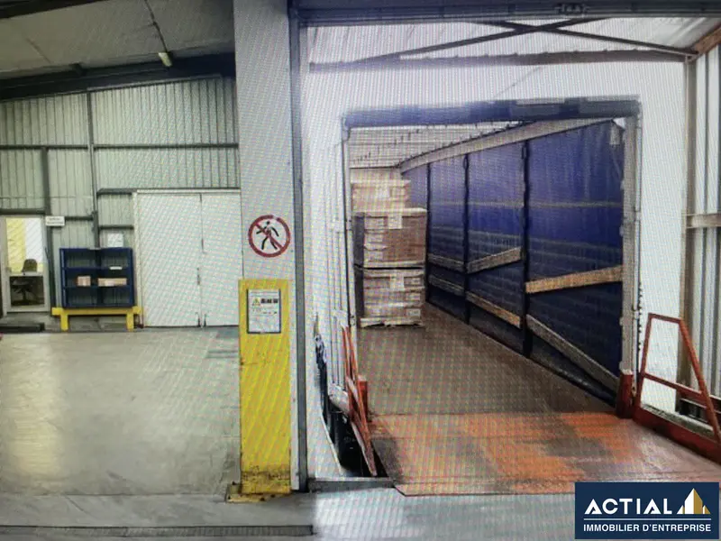  NANTES EST CARREFOUR LA BEAUJOIRE - QUAI