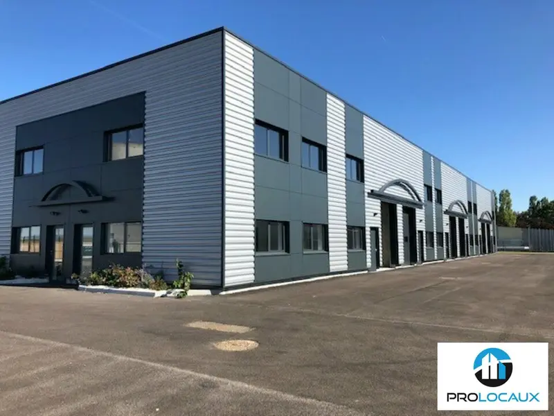 A louer Locaux d'activité 224m² Bienville