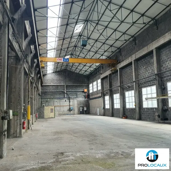 A louer Locaux d'activité 2000m² Tullins