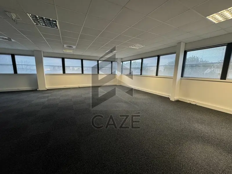 BUREAUX A LOUER MERIGNAC