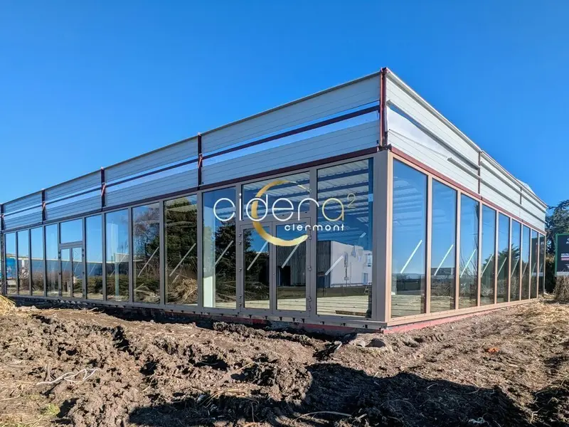 A louer local commercial neuf 440m² sur Cournon d'Auvergne