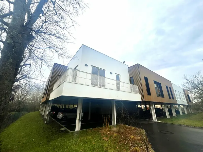 A louer Bureaux 1255m² Bruges