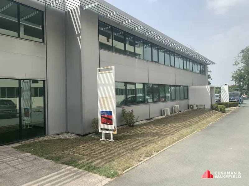 A louer Bureaux 480m² Mérignac