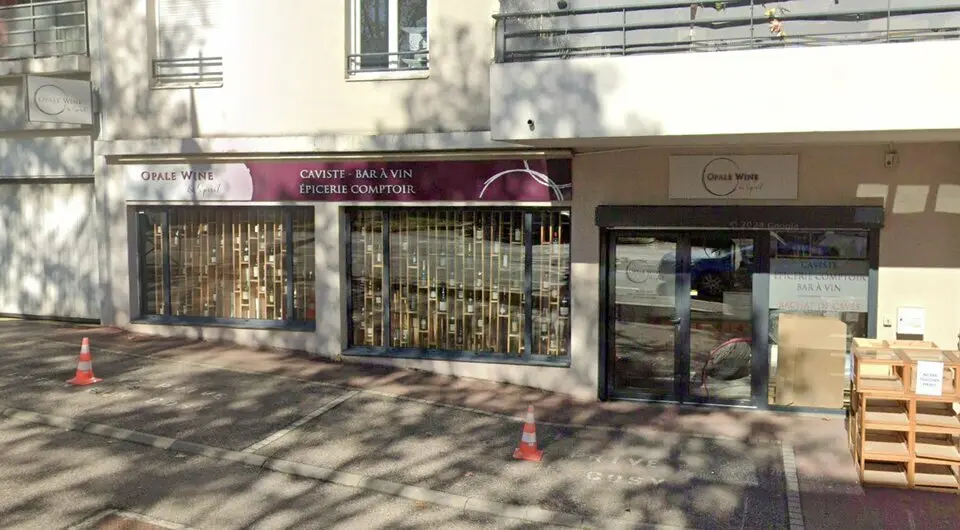 A vendre Local commercial  121m² Francheville