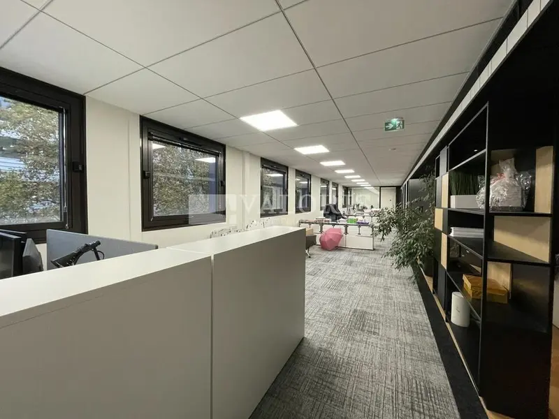 A louer Bureaux 780.3m² Lyon 06
