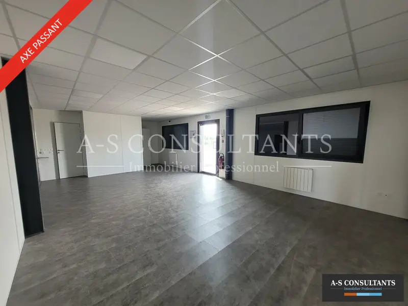 A louer Locaux d'activité 290m² Marcilloles