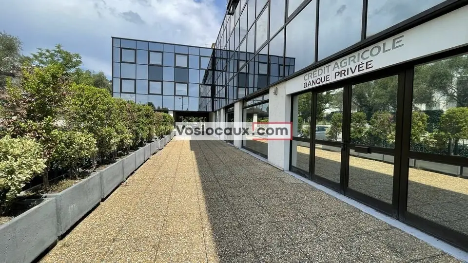 A louer Bureaux 387m² Mougins
