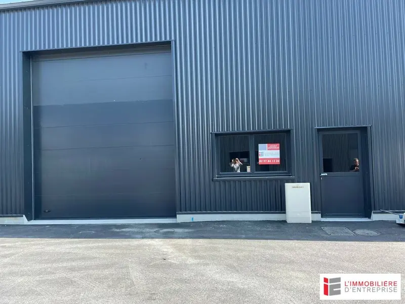 A louer Locaux d'activité 163.65m² Caudan