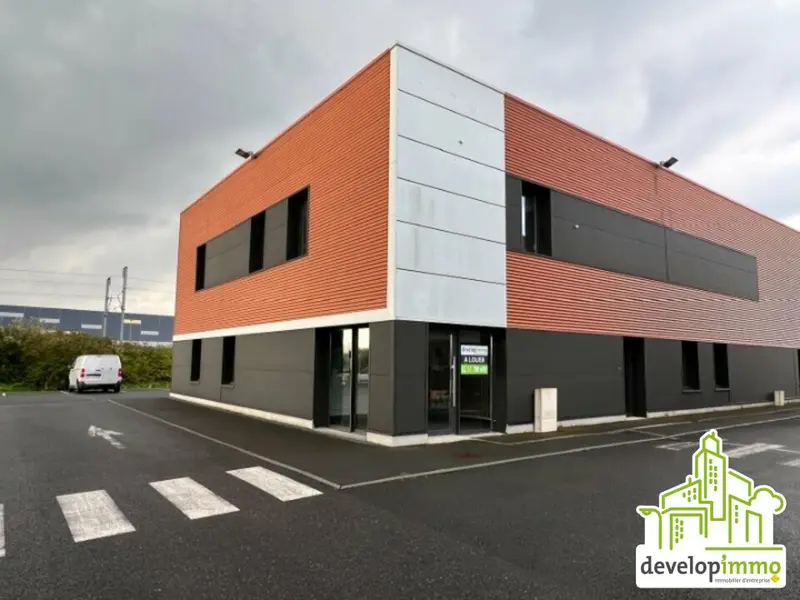 Bureaux Activité Belles prestations avec atelier 