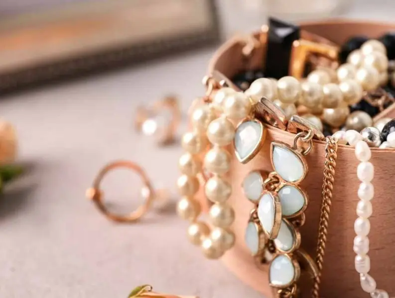 GUJAN MESTRAS - LOCATION PURE LOCAL COMMERCIAL 46M²