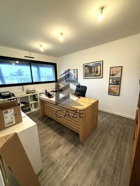 BUREAUX A LOUER - VISIBLITE IDEALE - PROCHE ROCADE 