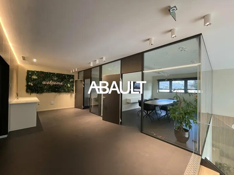 A louer Bureaux 300m² Villeneuve-Tolosane