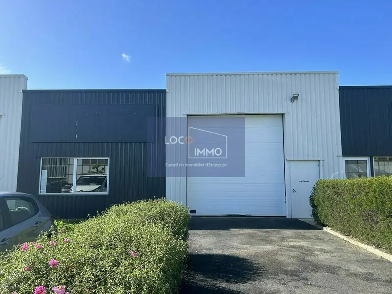 A louer Locaux d'activité 355m² Mérignac