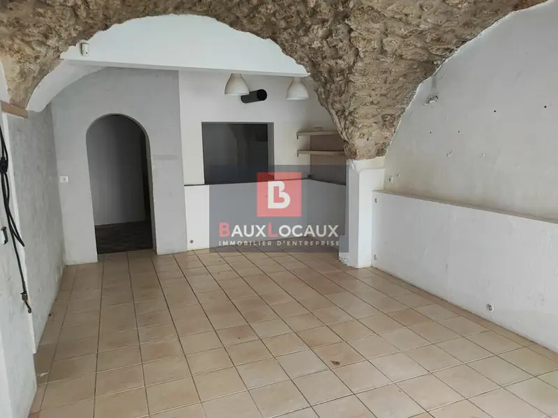 LOCATION PETIT LOCAL COMMERCIAL D'ENVIRON 45 m²